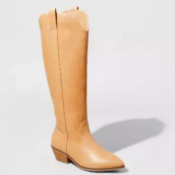 (65-3429)  Universal Thread Sommer Boots Size 6 - Picture 1 of 13